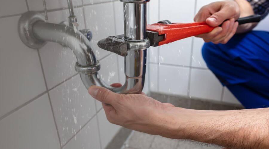 Expert burst pipe repair services in Crawford, GA